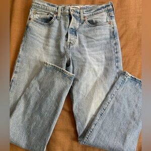 Levi’s wedgie fit jeans